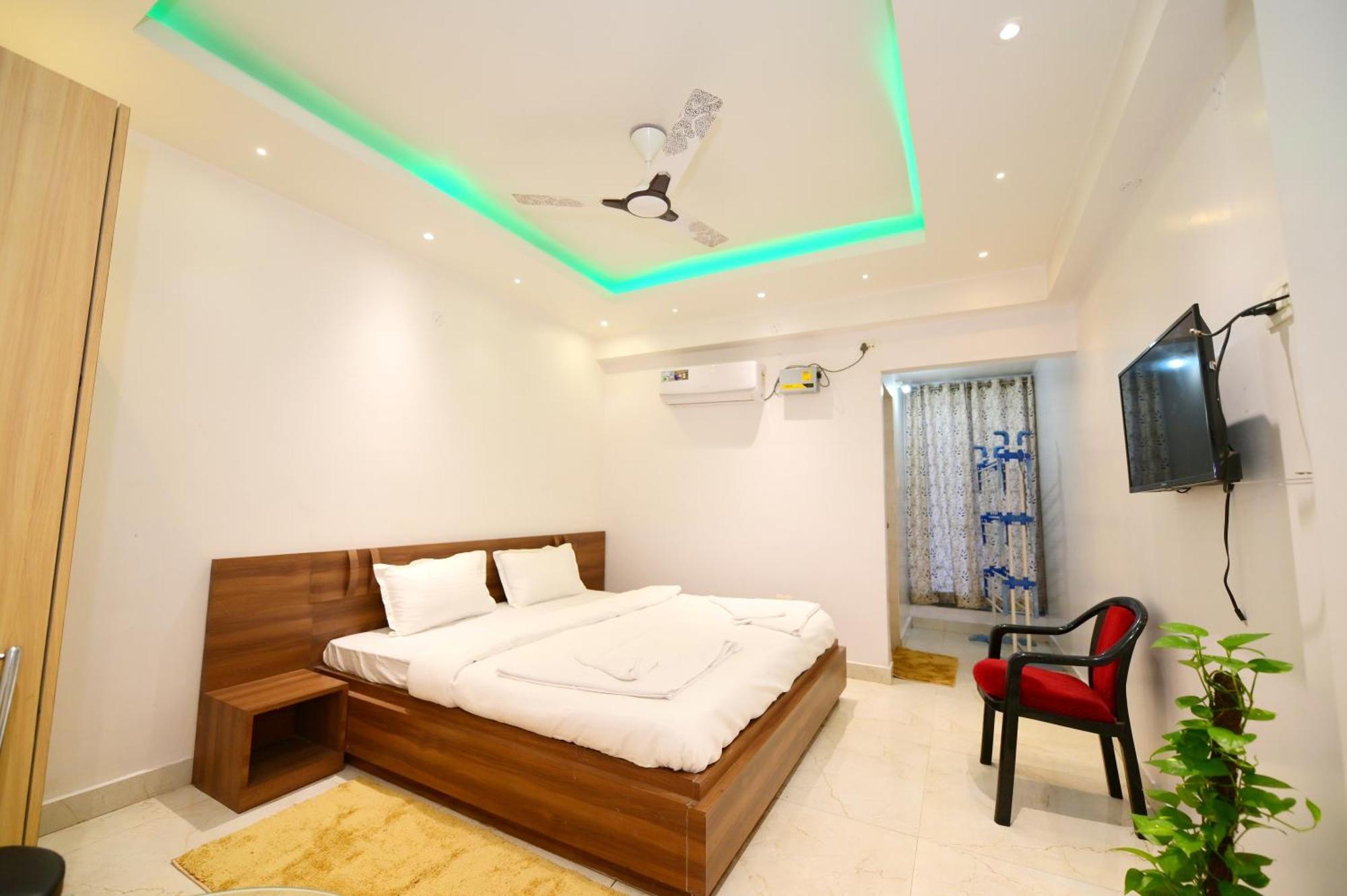 Airport Residency Hotel Ранчи Экстерьер фото