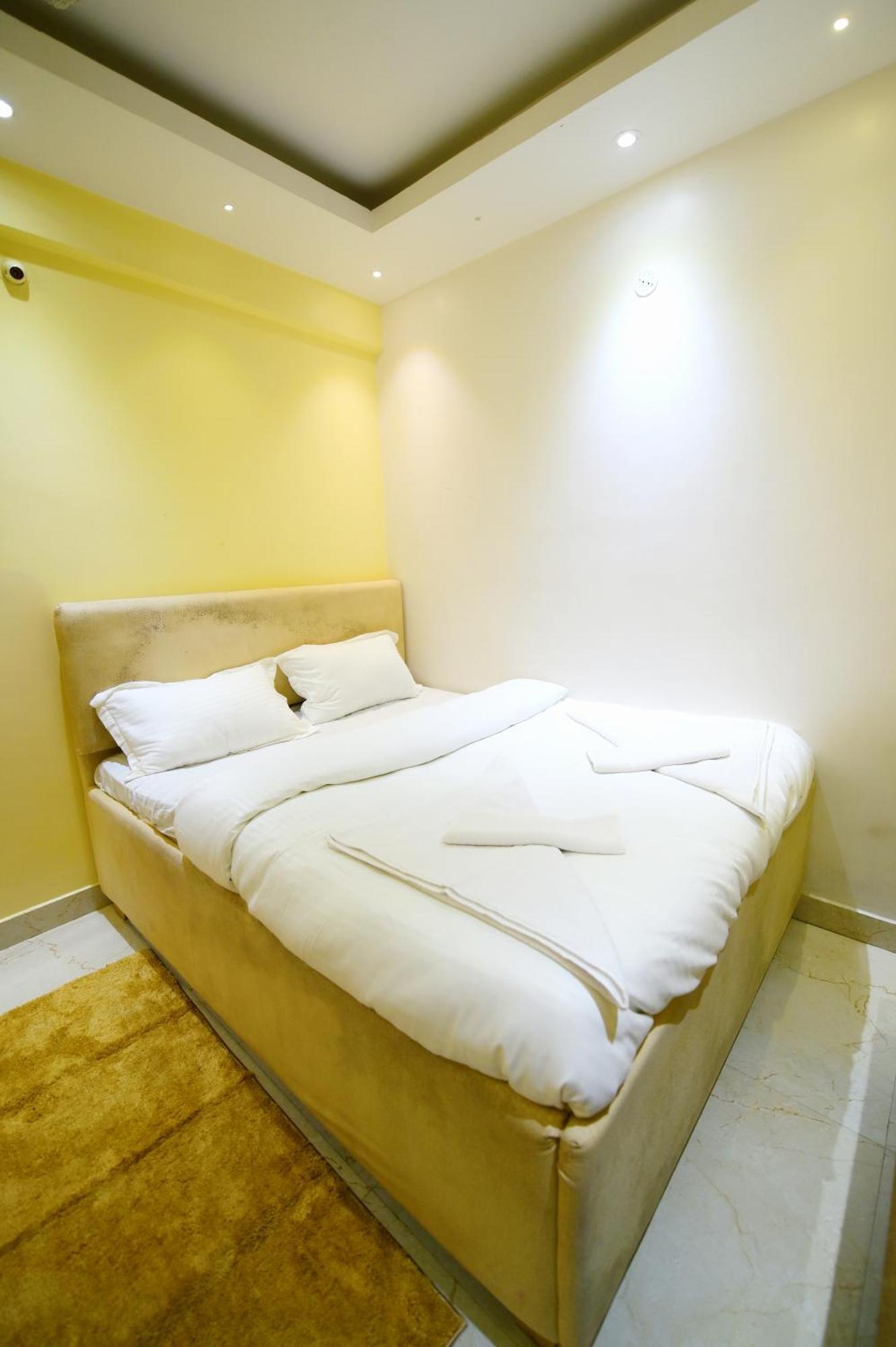 Airport Residency Hotel Ранчи Экстерьер фото
