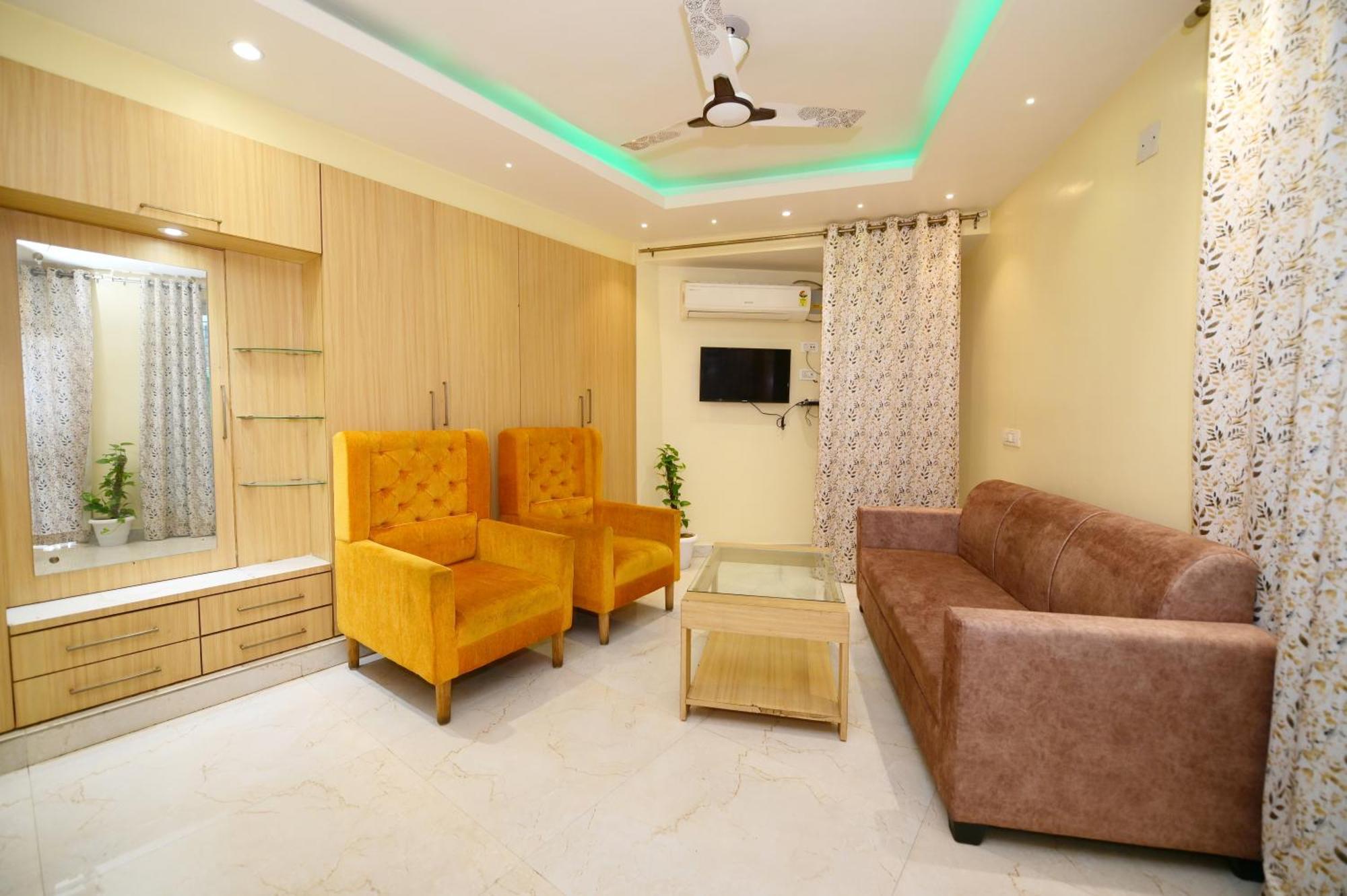 Airport Residency Hotel Ранчи Экстерьер фото