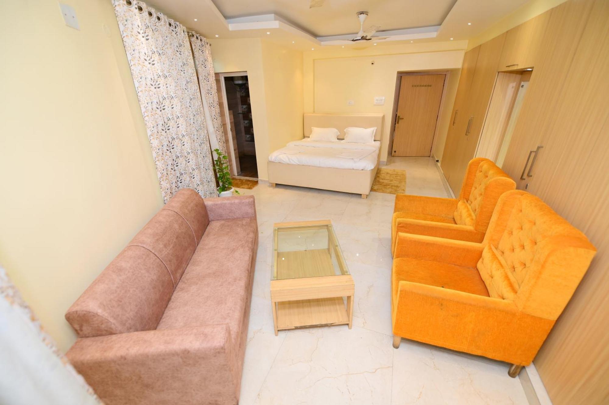 Airport Residency Hotel Ранчи Экстерьер фото