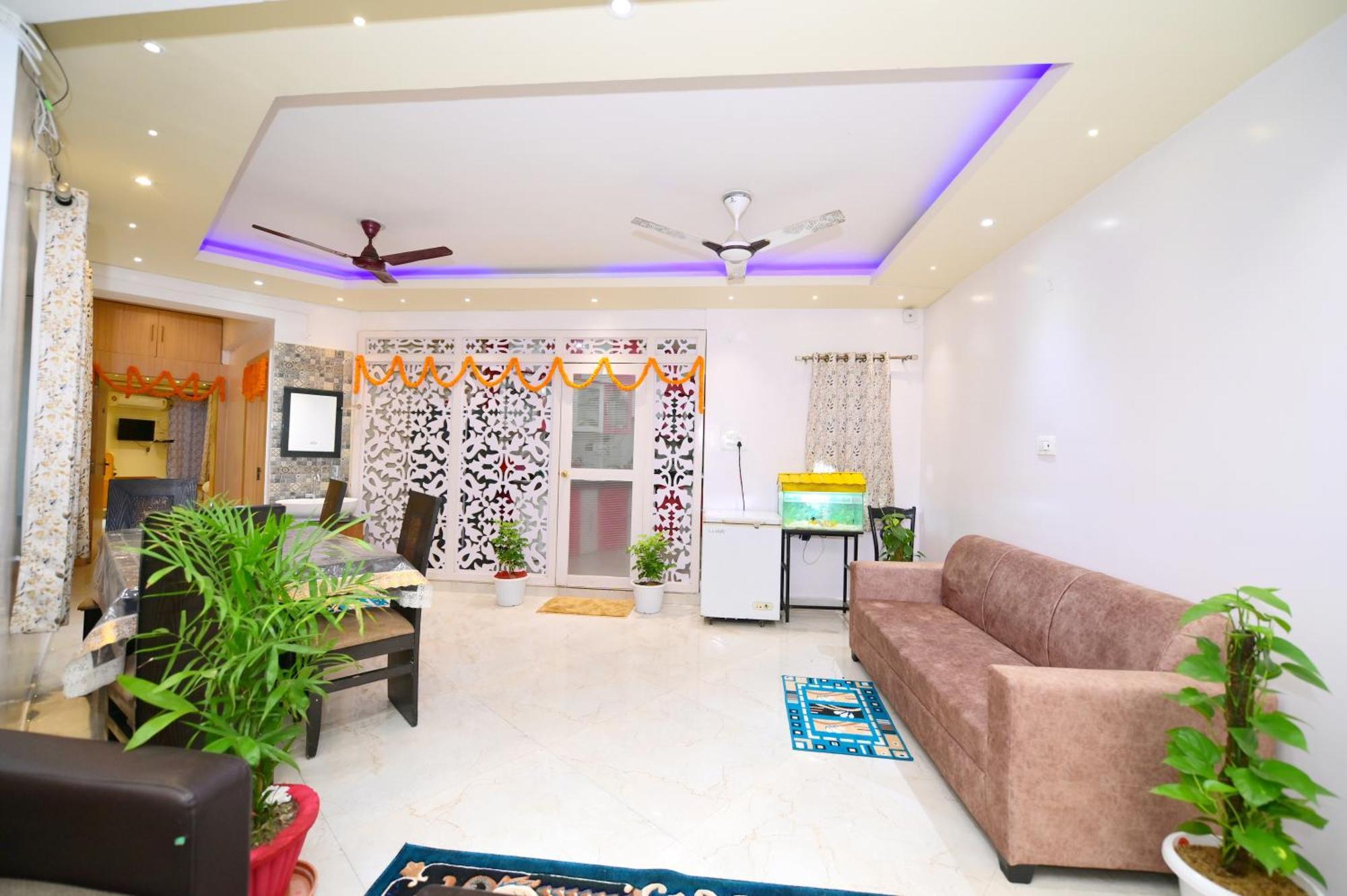 Airport Residency Hotel Ранчи Экстерьер фото