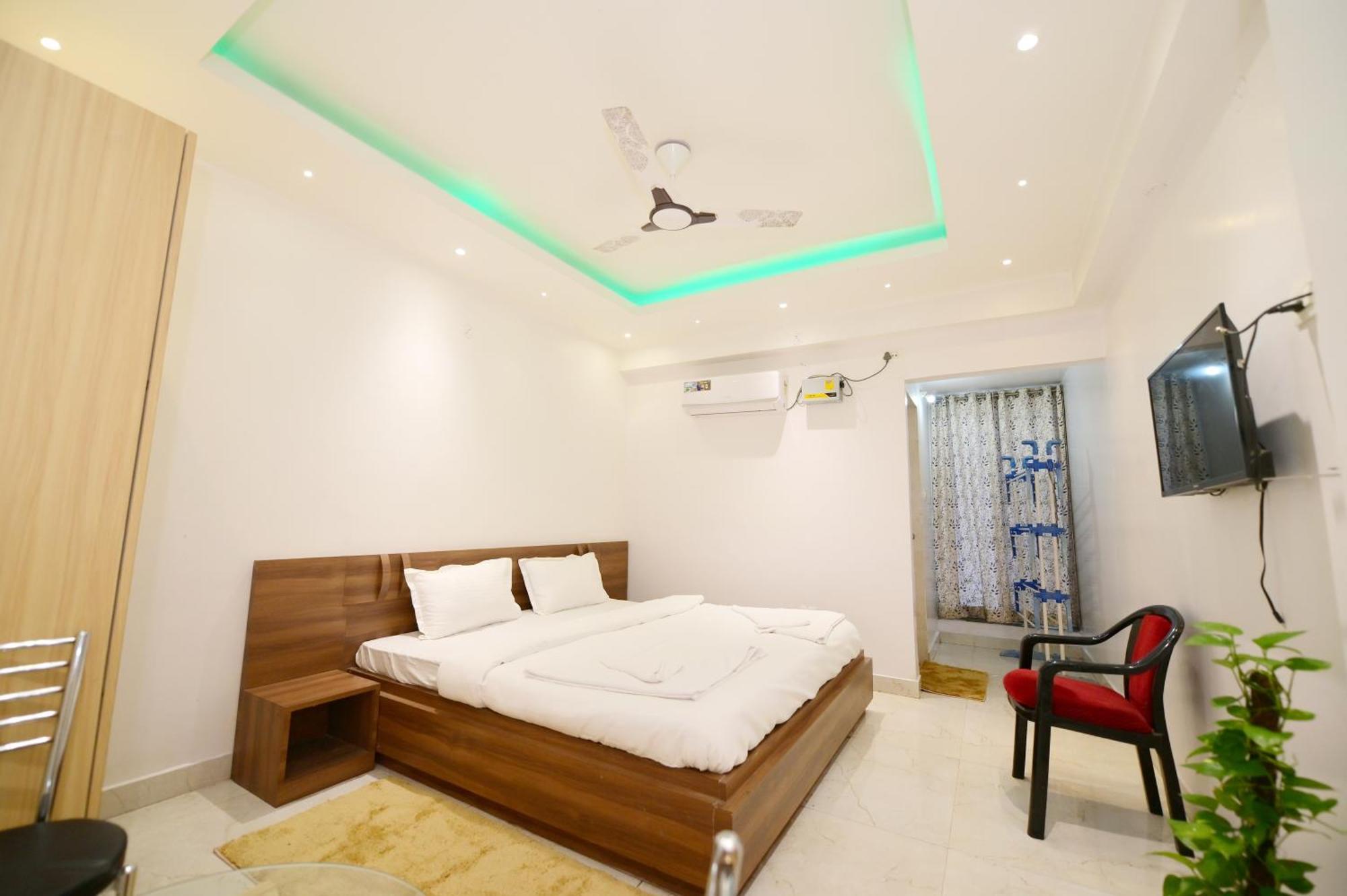 Airport Residency Hotel Ранчи Экстерьер фото
