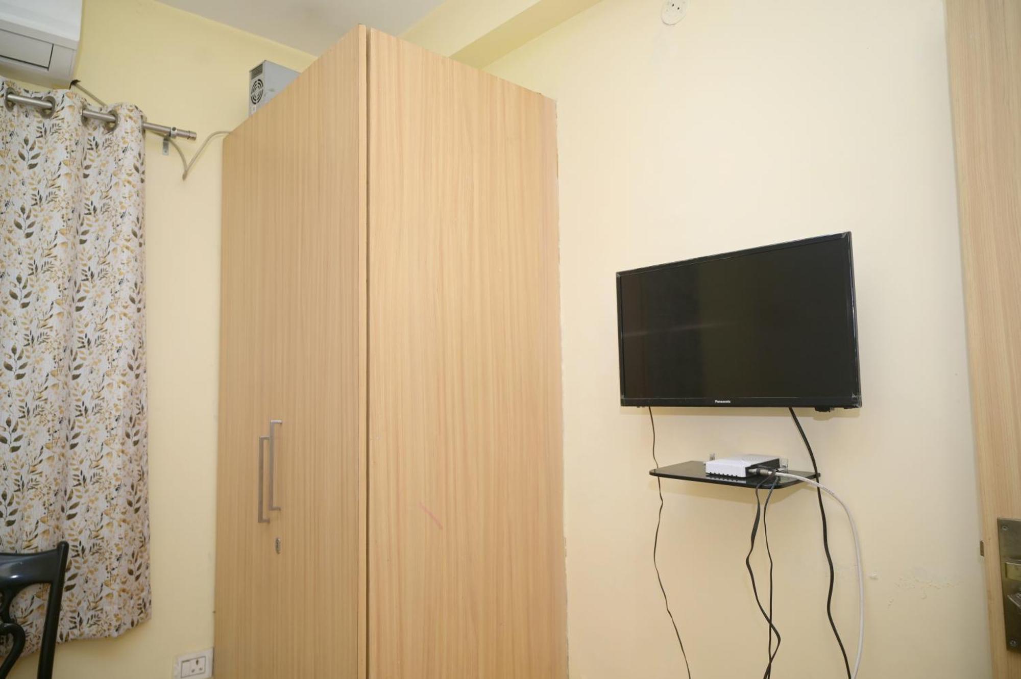 Airport Residency Hotel Ранчи Экстерьер фото